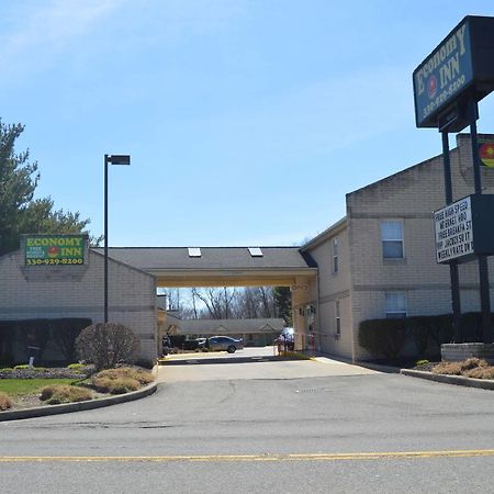 Economy Inn Cuyahoga Falls Exterior foto